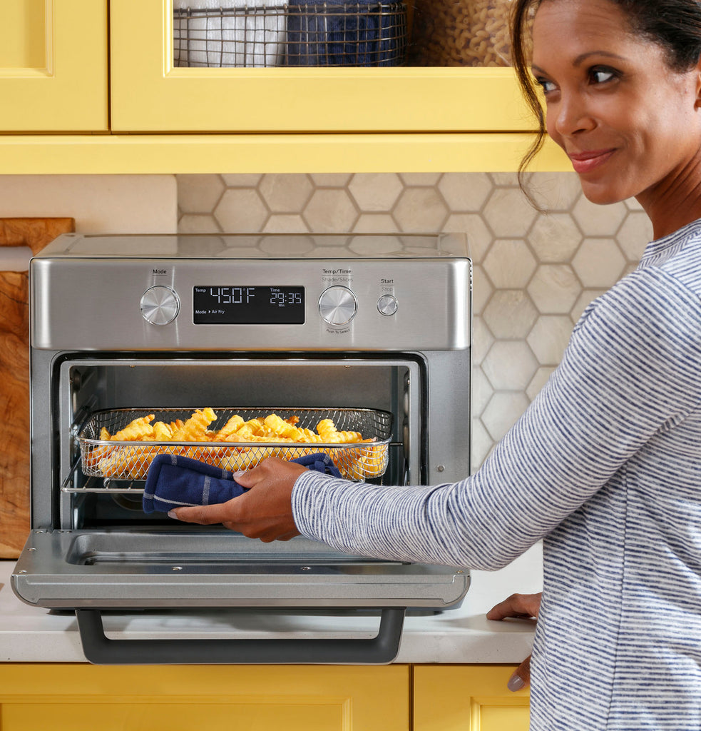 GE Digital Air Fry 8-in-1 Toaster Oven in Stainless Steel