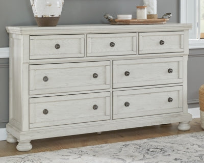 Ashley Furniture Robbinsdale 7 Drawer Dresser - Antique White