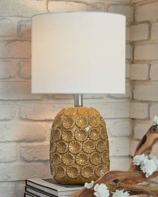 Ashley Furniture Moorbank Table Lamp Yellow;Brown/Beige