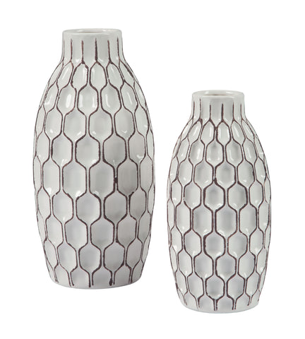 Dionna - White - Vase Set (2/CN)